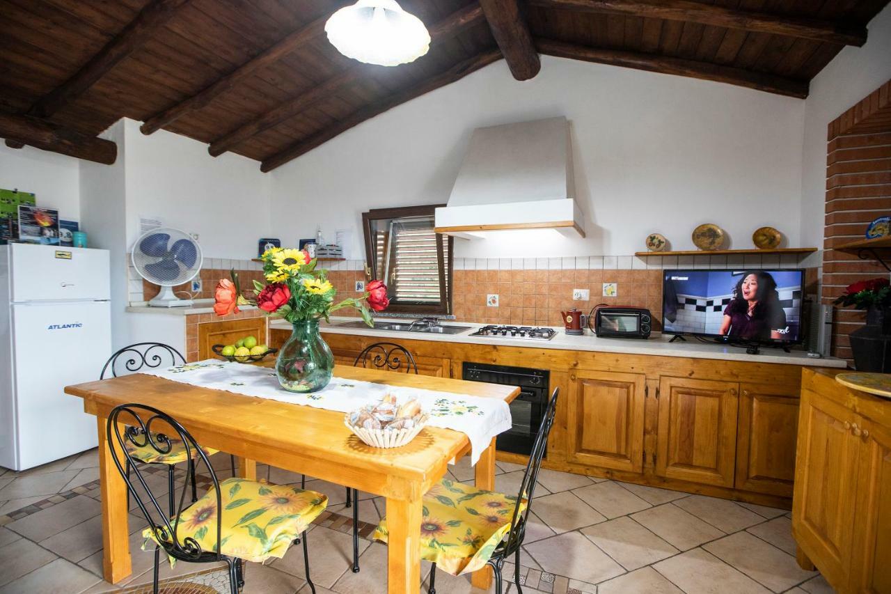 Casavacanzeinsicilia Etna Taormina Piedimonte Etneo Exterior foto